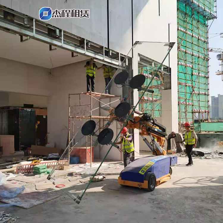 小型玻璃吸盘机出租应用于碧桂园玻璃安装