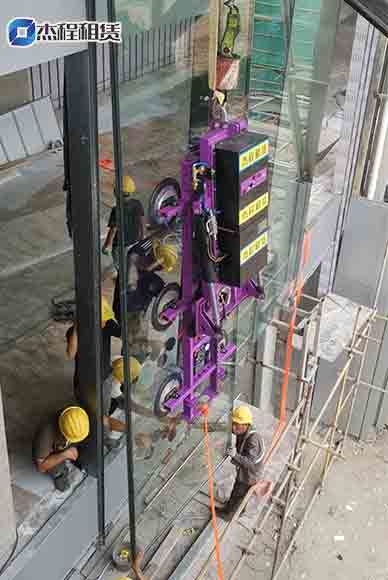 1500公斤玻璃吸盘出租应用于玻璃安装工程
