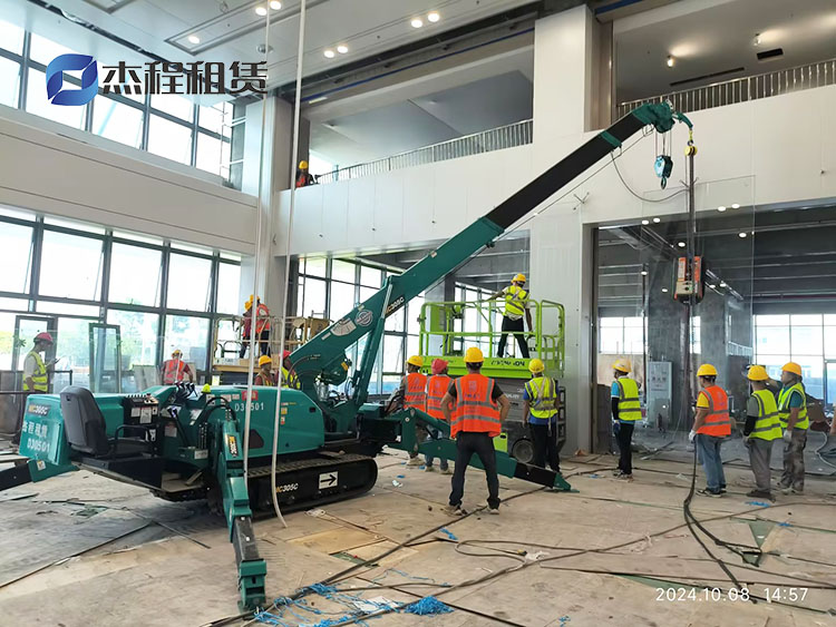 蜘蛛吊出租+电动吸盘吊装玻璃应用案例